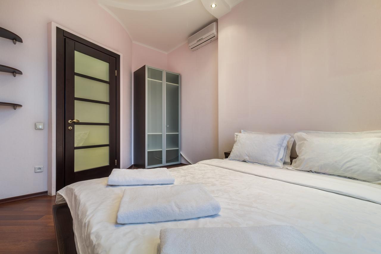 Lux Near Most City With Panoramic Windows Dnipro Ngoại thất bức ảnh