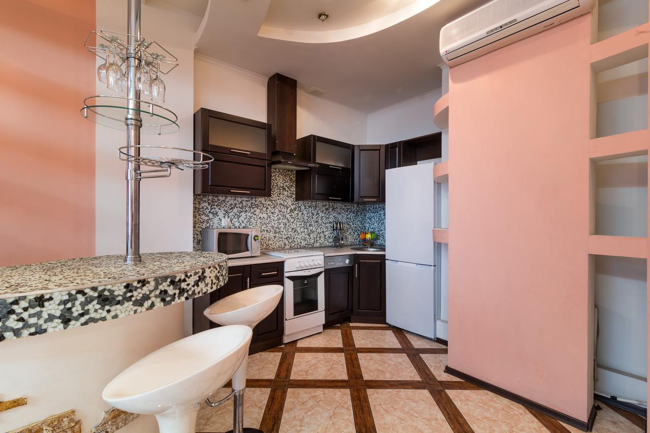 Lux Near Most City With Panoramic Windows Dnipro Ngoại thất bức ảnh